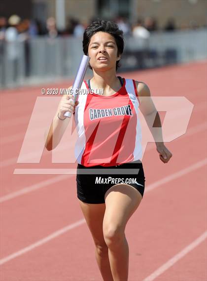 Thumbnail 3 in Earl Engman Relays (4x800 Meter) photogallery.