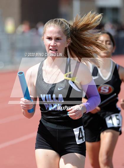Thumbnail 1 in Earl Engman Relays (4x800 Meter) photogallery.