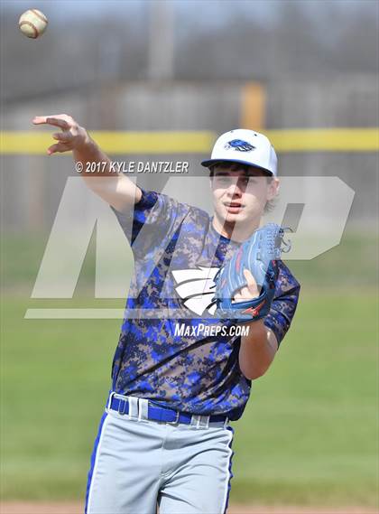 Thumbnail 3 in Cumby vs Detroit (Blue Ridge Tournament) photogallery.