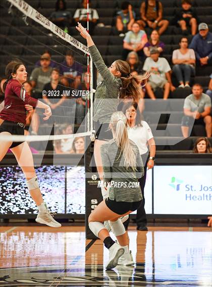 Thumbnail 2 in College Station vs Magnolia photogallery.