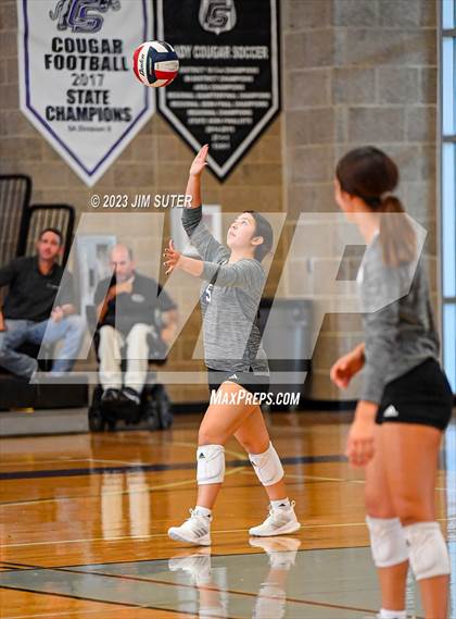 Thumbnail 3 in College Station vs Magnolia photogallery.
