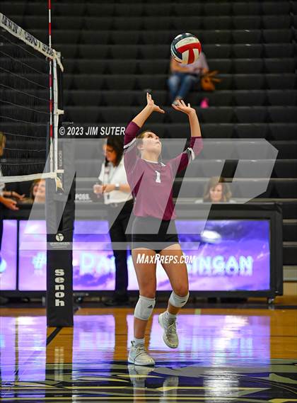 Thumbnail 3 in College Station vs Magnolia photogallery.