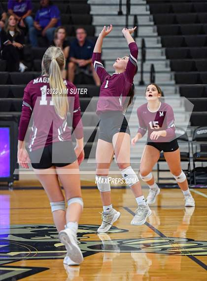 Thumbnail 3 in College Station vs Magnolia photogallery.