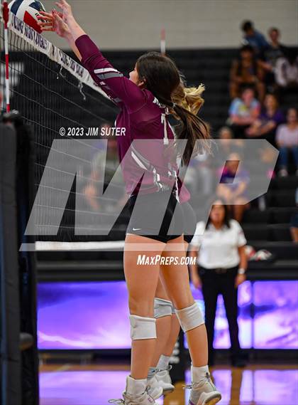 Thumbnail 3 in College Station vs Magnolia photogallery.