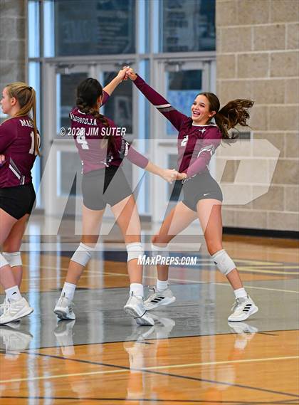 Thumbnail 1 in College Station vs Magnolia photogallery.