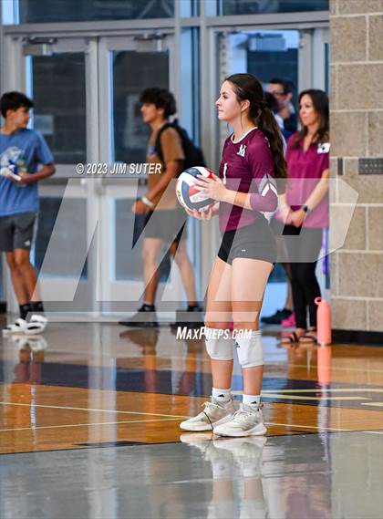 Thumbnail 2 in College Station vs Magnolia photogallery.