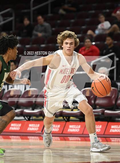 Thumbnail 1 in Mater Dei vs. St. Vincent (Chosen 1's Invitational) photogallery.