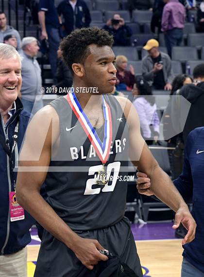 Thumbnail 1 in Sierra Canyon vs. Sheldon (CIF State Open Div. Final) photogallery.