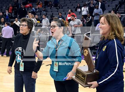 Thumbnail 2 in Sierra Canyon vs. Sheldon (CIF State Open Div. Final) photogallery.