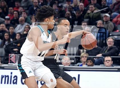 Thumbnail 3 in Sierra Canyon vs. Sheldon (CIF State Open Div. Final) photogallery.