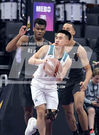 Thumbnail 1 in Sierra Canyon vs. Sheldon (CIF State Open Div. Final) photogallery.