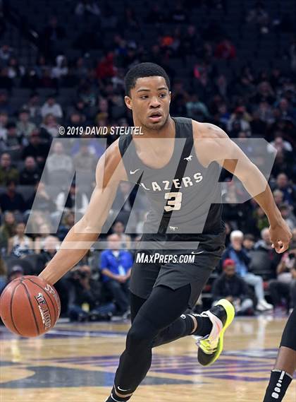 Thumbnail 2 in Sierra Canyon vs. Sheldon (CIF State Open Div. Final) photogallery.