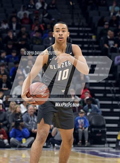 Thumbnail 3 in Sierra Canyon vs. Sheldon (CIF State Open Div. Final) photogallery.