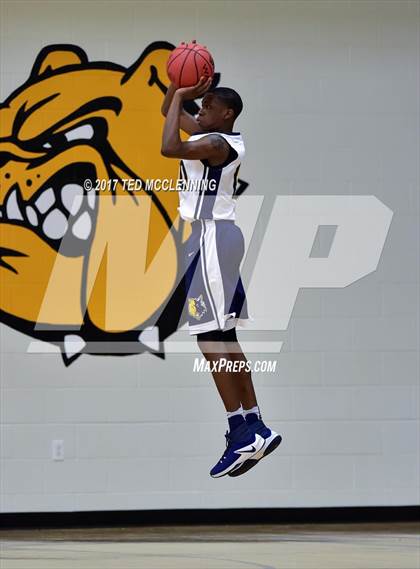 Thumbnail 3 in Jacksonville Lighthouse vs. Bigelow (AAA 2A District Playoff) photogallery.