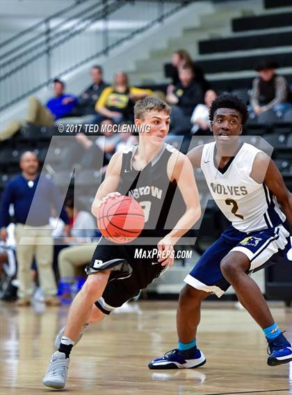 Thumbnail 2 in Jacksonville Lighthouse vs. Bigelow (AAA 2A District Playoff) photogallery.
