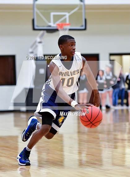 Thumbnail 2 in Jacksonville Lighthouse vs. Bigelow (AAA 2A District Playoff) photogallery.
