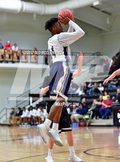Thumbnail 1 in Jacksonville Lighthouse vs. Bigelow (AAA 2A District Playoff) photogallery.