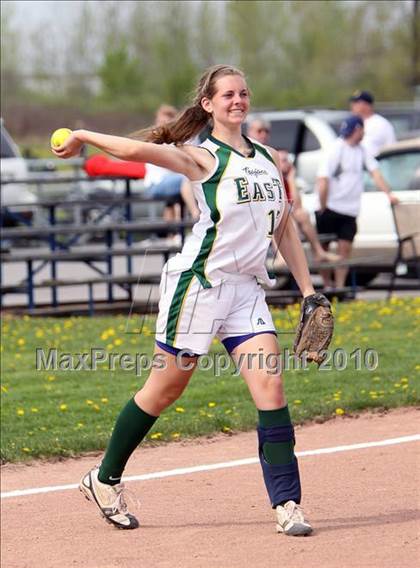 Thumbnail 1 in Clarence vs West Seneca East (13th Depew Tournament) photogallery.