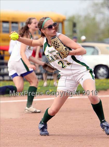 Thumbnail 2 in Clarence vs West Seneca East (13th Depew Tournament) photogallery.