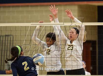 Thumbnail 3 in Sequoyah vs River Ridge (GHSA Region Playoff) photogallery.