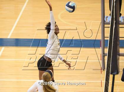 Thumbnail 2 in Sequoyah vs River Ridge (GHSA Region Playoff) photogallery.