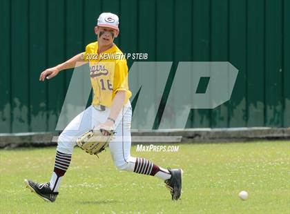 Thumbnail 2 in Berwick vs. Grant (LHSAA 3A Quarterfinal Playoff) photogallery.