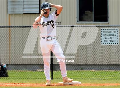 Thumbnail 2 in Berwick vs. Grant (LHSAA 3A Quarterfinal Playoff) photogallery.