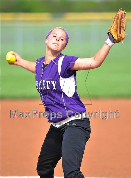 Thumbnail 1 in Arkansas City @ McPherson photogallery.