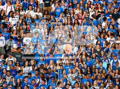 Thumbnail 3 in Jesuit vs. Christian Brothers (Holy Bowl 2017) photogallery.