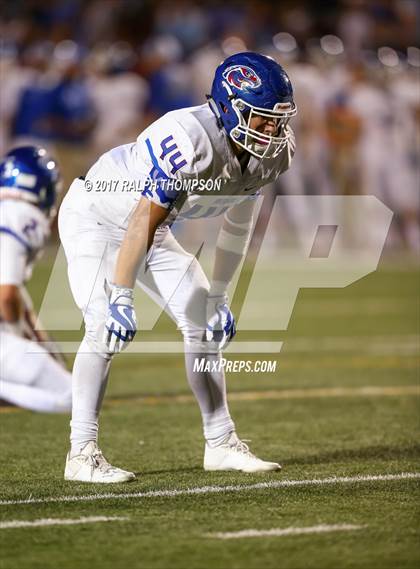 Thumbnail 2 in Jesuit vs. Christian Brothers (Holy Bowl 2017) photogallery.