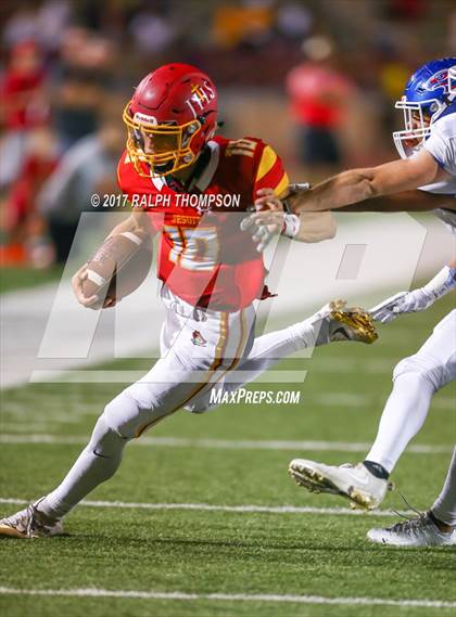 Thumbnail 1 in Jesuit vs. Christian Brothers (Holy Bowl 2017) photogallery.