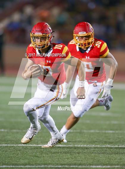 Thumbnail 2 in Jesuit vs. Christian Brothers (Holy Bowl 2017) photogallery.
