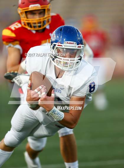 Thumbnail 2 in Jesuit vs. Christian Brothers (Holy Bowl 2017) photogallery.