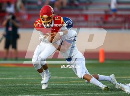 Thumbnail 1 in Jesuit vs. Christian Brothers (Holy Bowl 2017) photogallery.