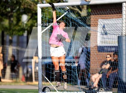 Thumbnail 3 in Kellam vs Maury (VHSL Class 5 Quarterfinal) photogallery.