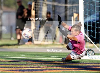 Thumbnail 2 in Kellam vs Maury (VHSL Class 5 Quarterfinal) photogallery.