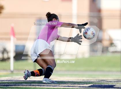 Thumbnail 3 in Kellam vs Maury (VHSL Class 5 Quarterfinal) photogallery.