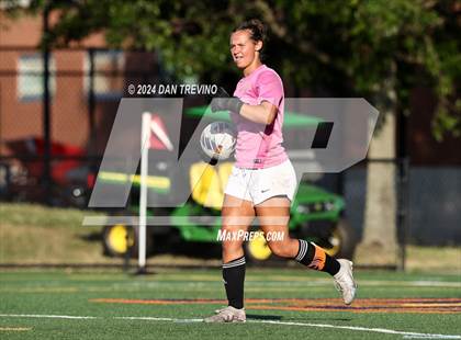 Thumbnail 2 in Kellam vs Maury (VHSL Class 5 Quarterfinal) photogallery.