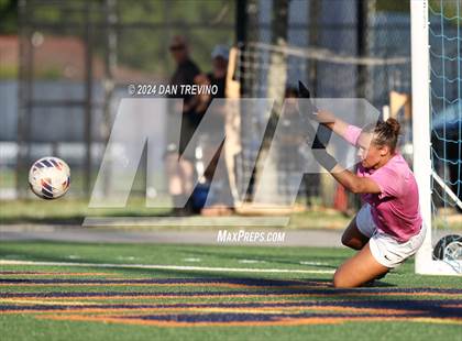 Thumbnail 1 in Kellam vs Maury (VHSL Class 5 Quarterfinal) photogallery.