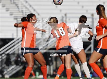 Thumbnail 2 in Kellam vs Maury (VHSL Class 5 Quarterfinal) photogallery.