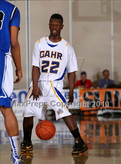 Thumbnail 2 in Gahr vs. Price (Pangos Dream Classic) photogallery.