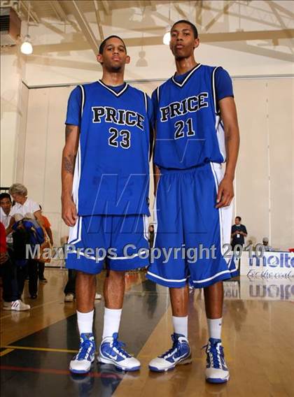 Thumbnail 3 in Gahr vs. Price (Pangos Dream Classic) photogallery.