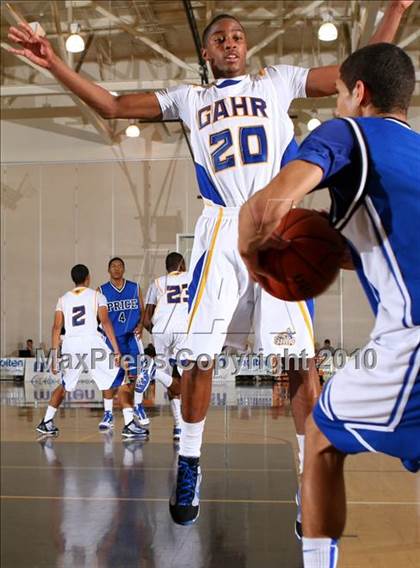 Thumbnail 3 in Gahr vs. Price (Pangos Dream Classic) photogallery.
