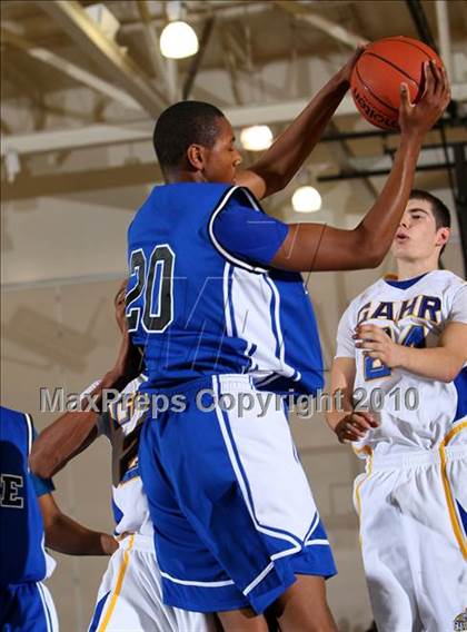 Thumbnail 3 in Gahr vs. Price (Pangos Dream Classic) photogallery.