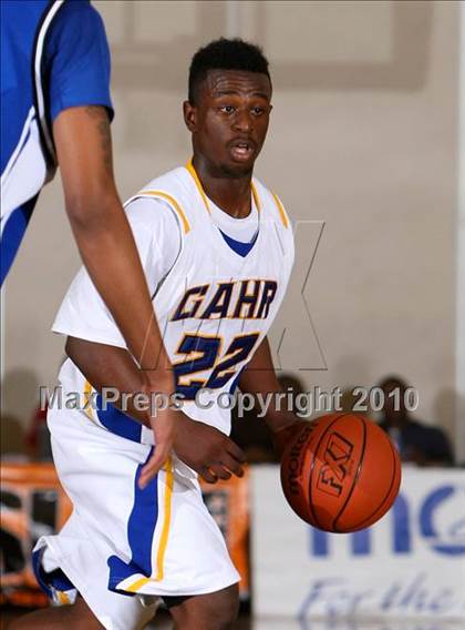 Thumbnail 1 in Gahr vs. Price (Pangos Dream Classic) photogallery.