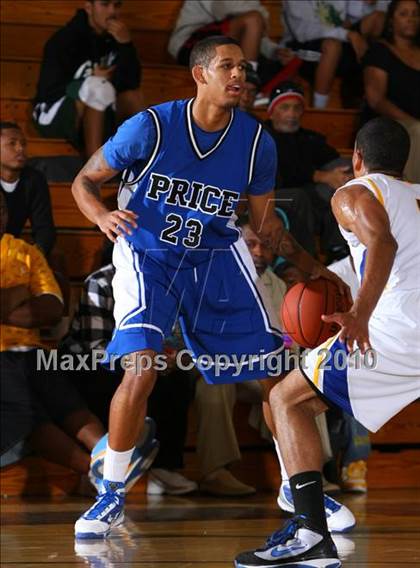 Thumbnail 3 in Gahr vs. Price (Pangos Dream Classic) photogallery.