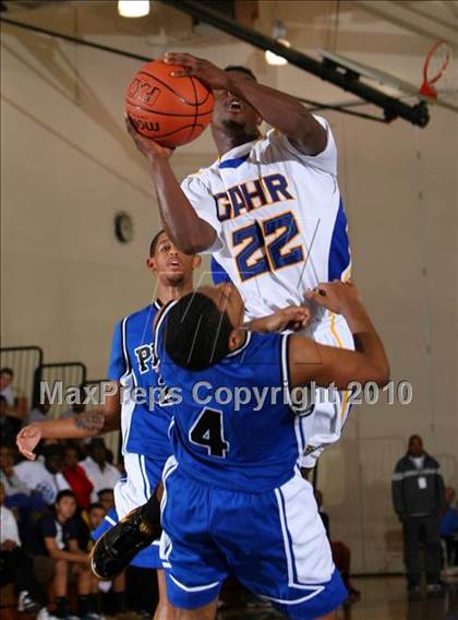 Thumbnail 2 in Gahr vs. Price (Pangos Dream Classic) photogallery.