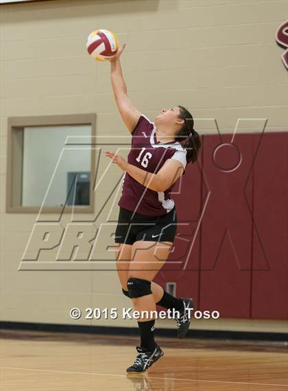 Thumbnail 2 in Poteet vs Devine (Arabian Roundup) photogallery.