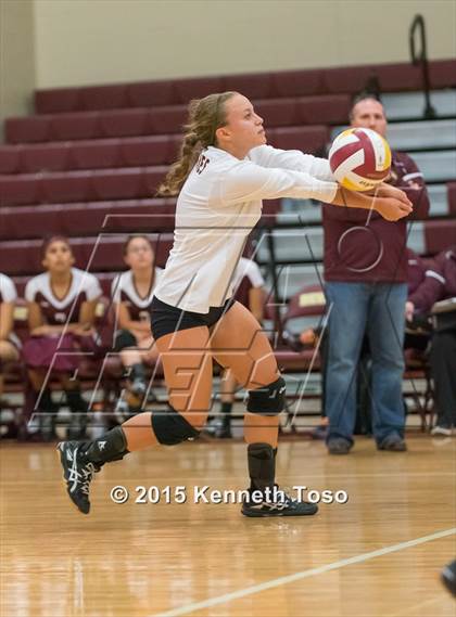 Thumbnail 2 in Poteet vs Devine (Arabian Roundup) photogallery.