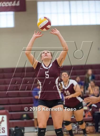 Thumbnail 1 in Poteet vs Devine (Arabian Roundup) photogallery.